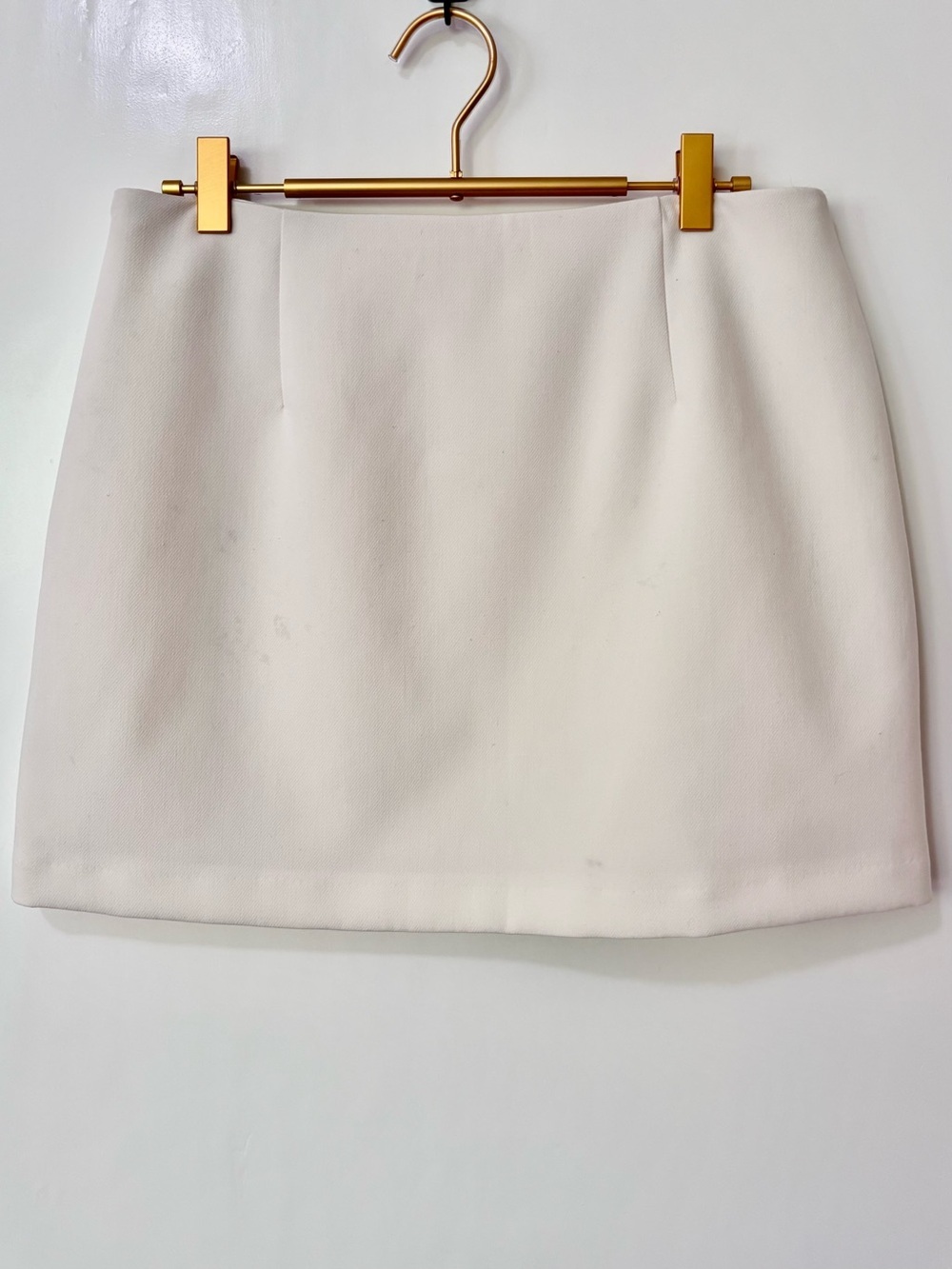 Dynamite| Classic Cream A-Line Side Zip Mini Skirt Sz M - Picture 2 of 6